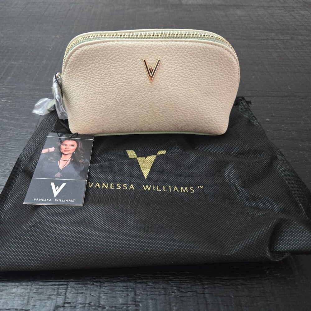 Vanessa Williams- Cosmetic Case. Mint color